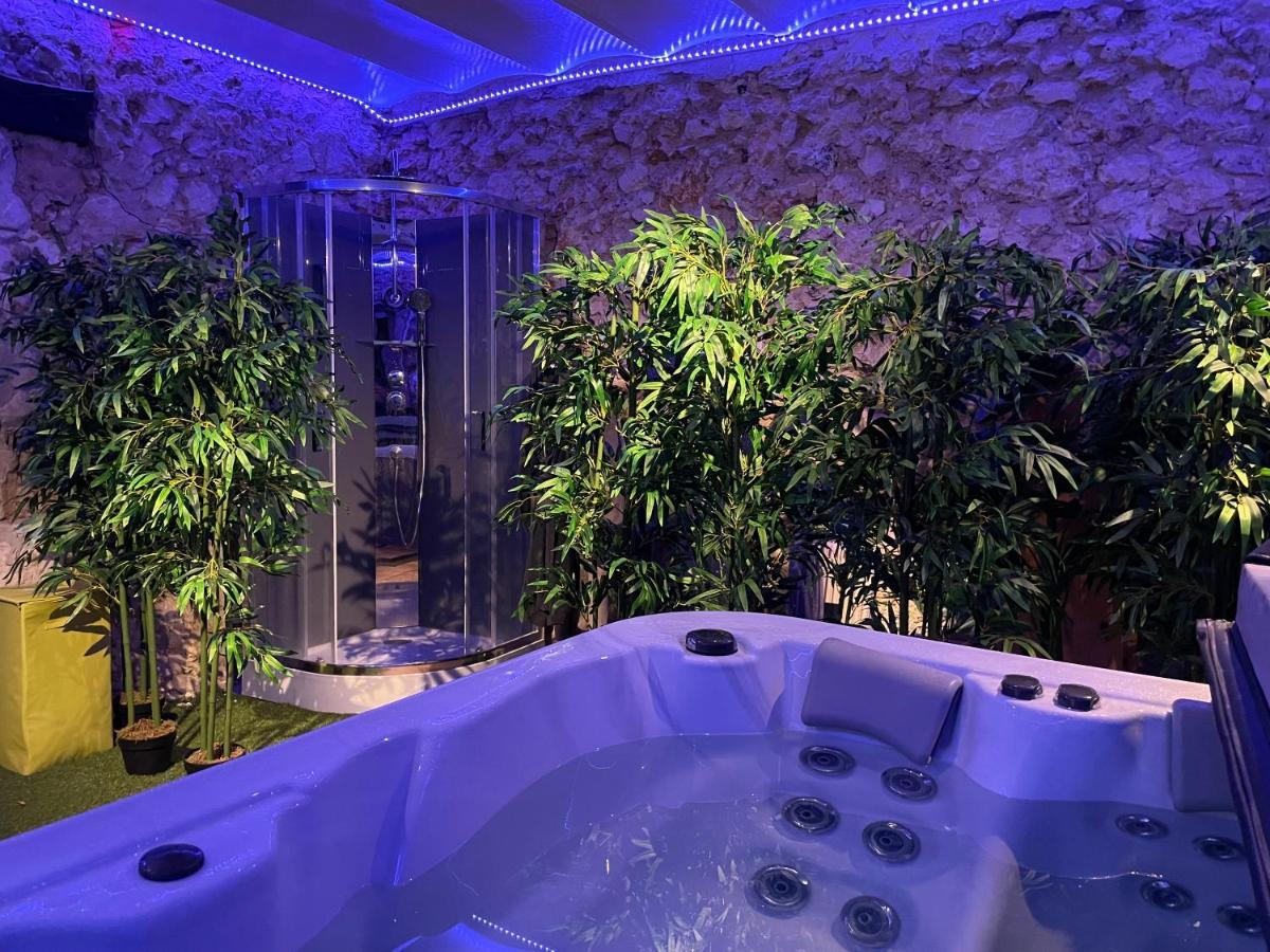 Le St Vincent Hotell Roquefort  Eksteriør bilde