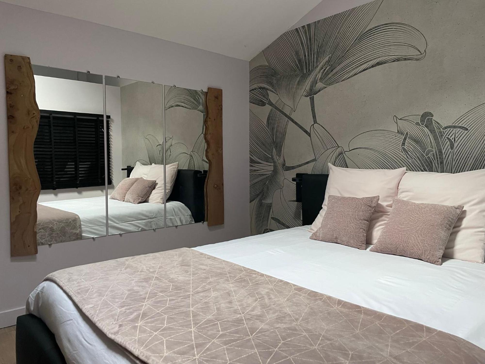 Le St Vincent Hotell Roquefort  Eksteriør bilde